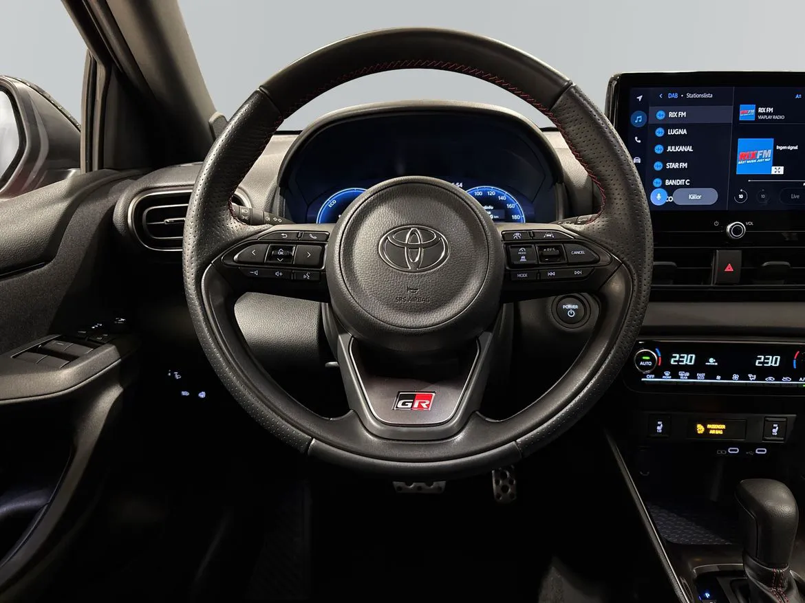 Vehicle image 8
