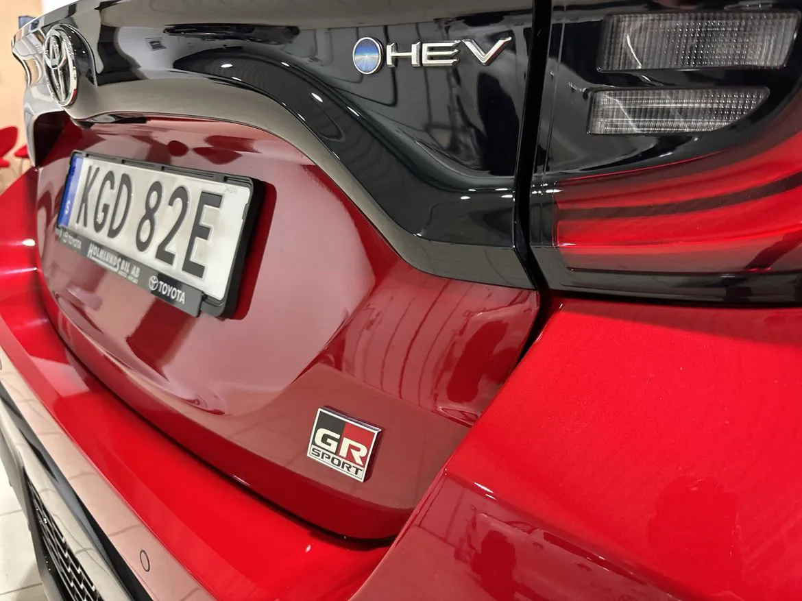 Vehicle image 22