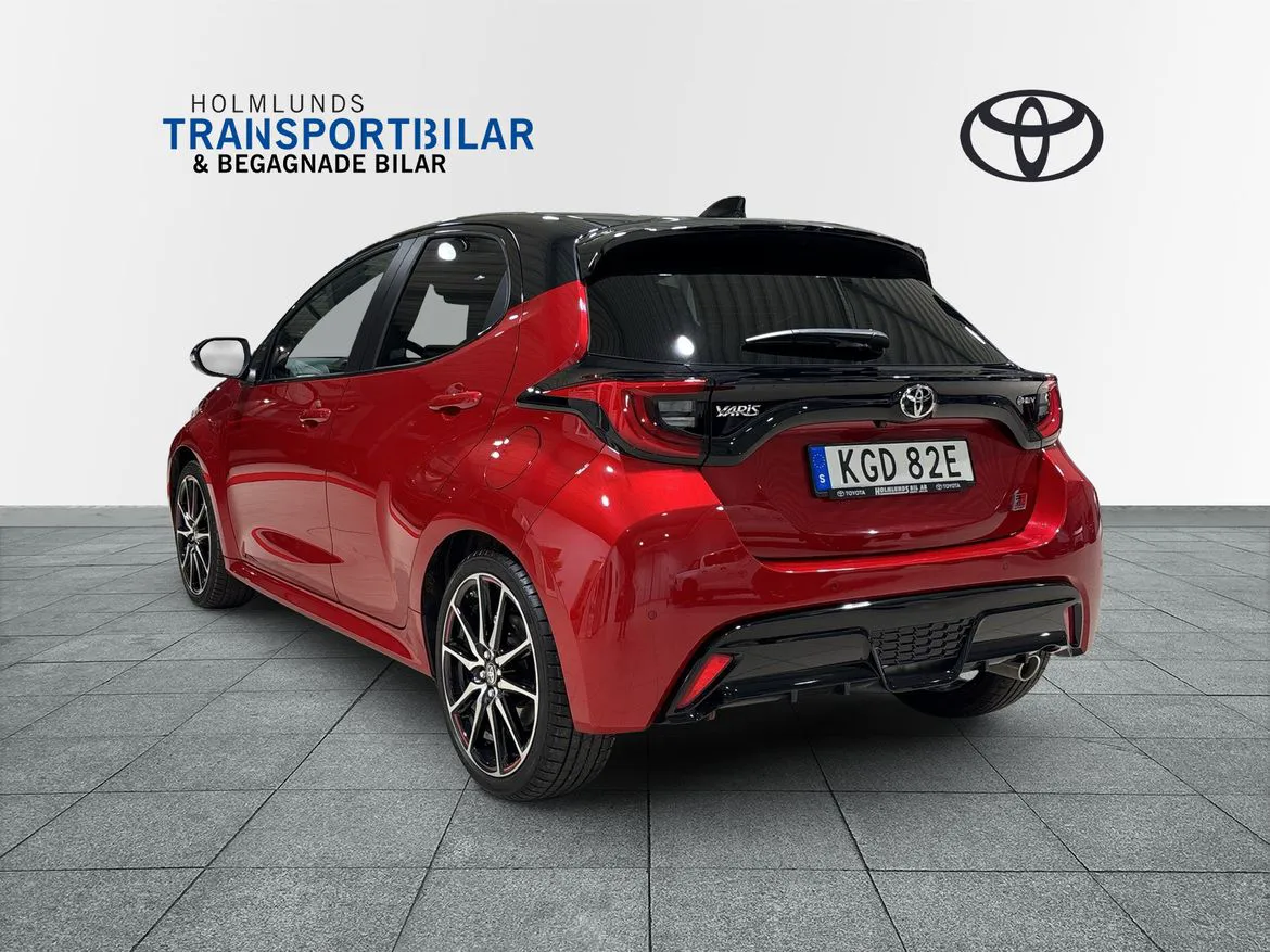 Vehicle image 1