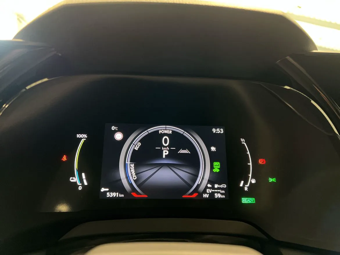 Vehicle image 35