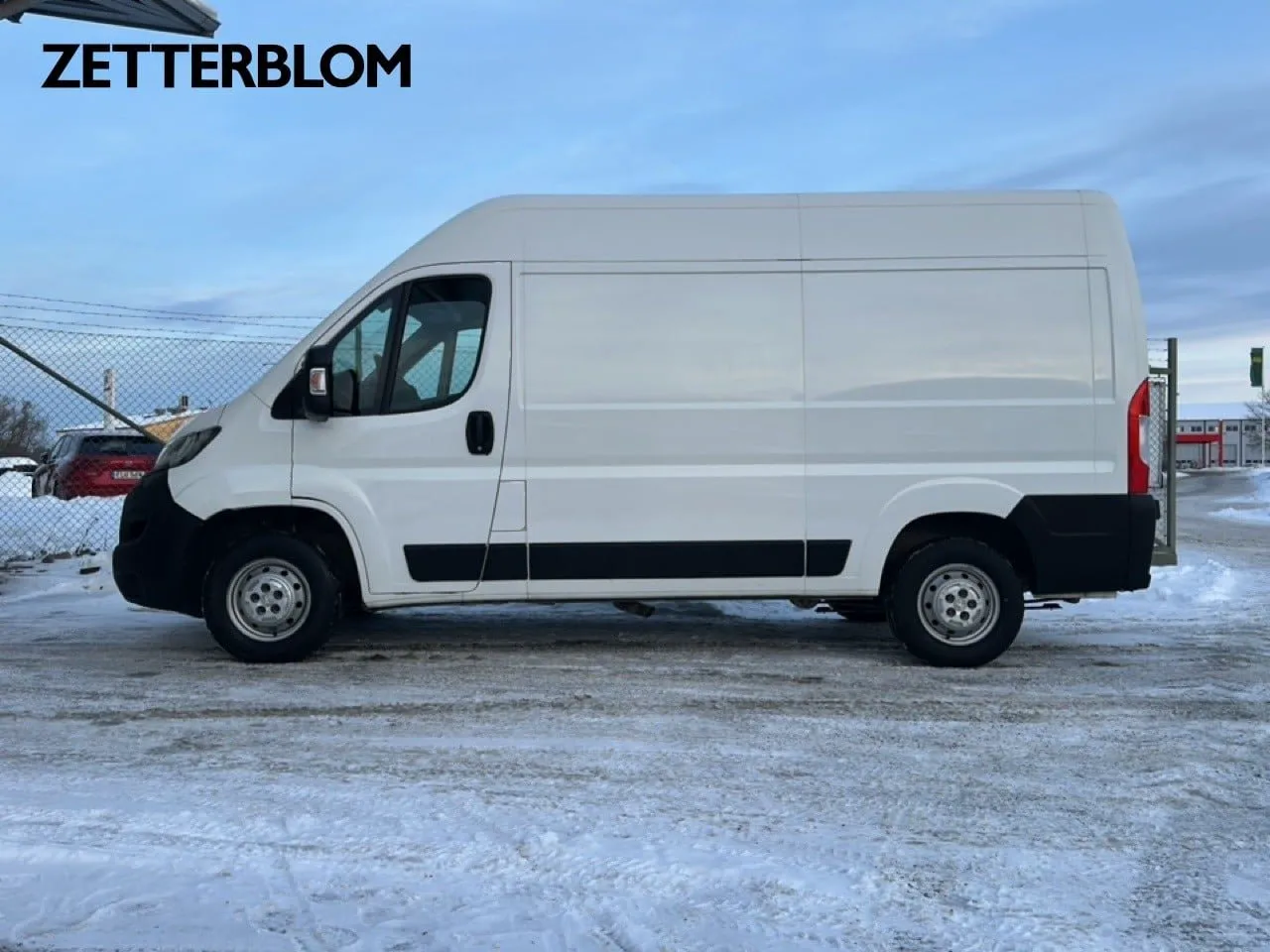 Vehicle image 1