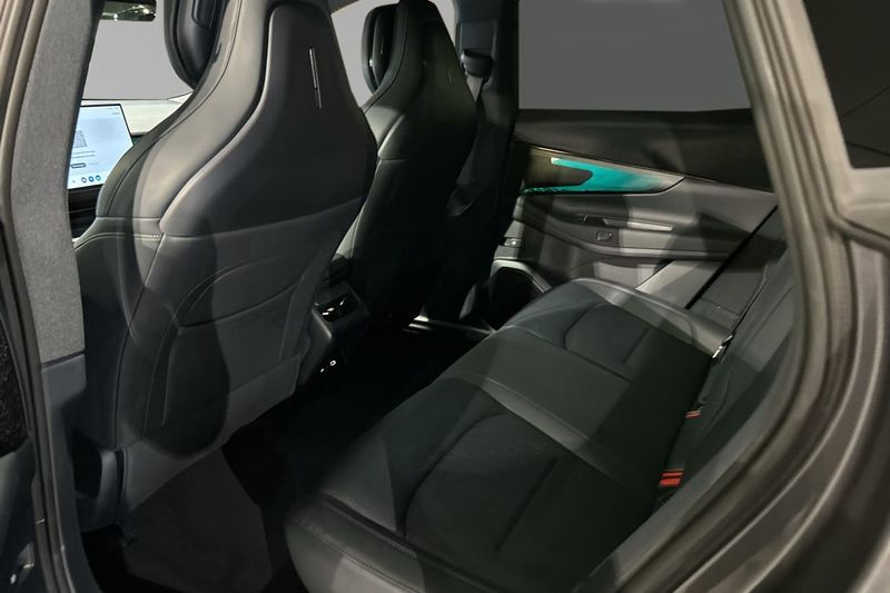 Lynk & Co 08 bild 8
