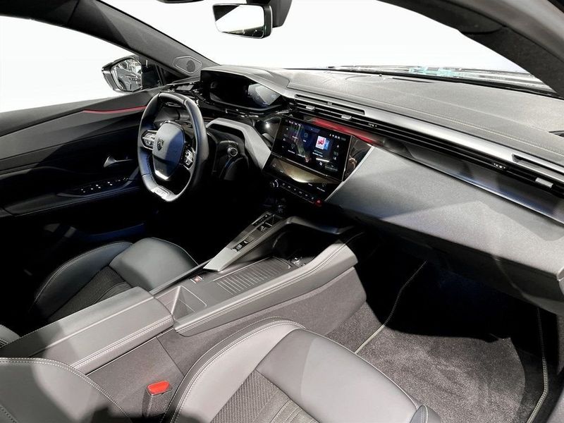 Peugeot 408 bild 11