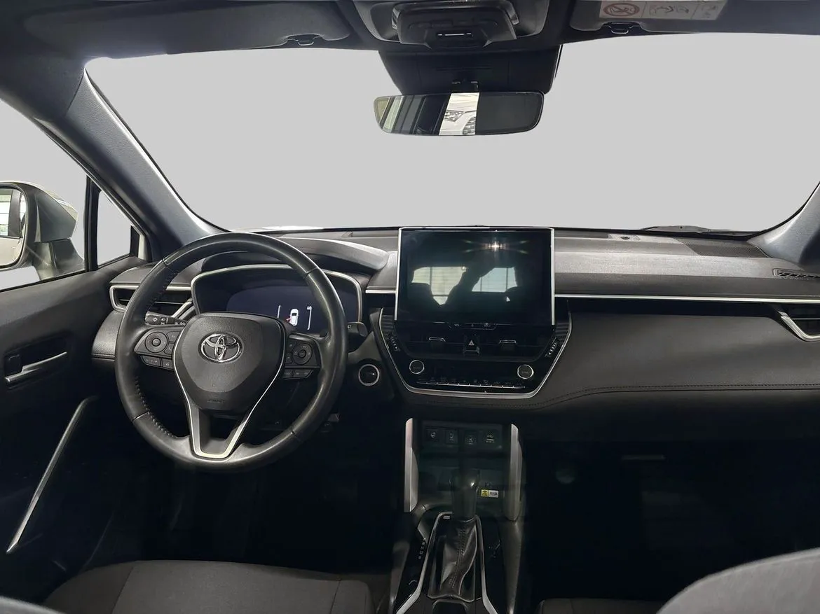 Vehicle image 11
