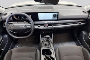 Kia K4 bild 7