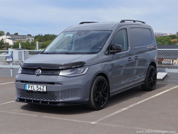 Volkswagen Caddy CARGO 1.5 TSI eHybrid S/V-hjul Moms Drag - 2025