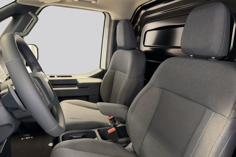Kia PV5 bild 8