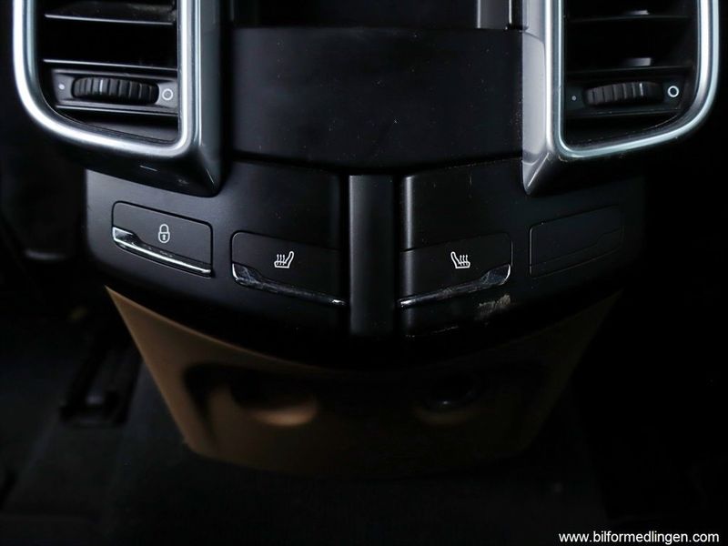 Porsche Cayenne bild 15