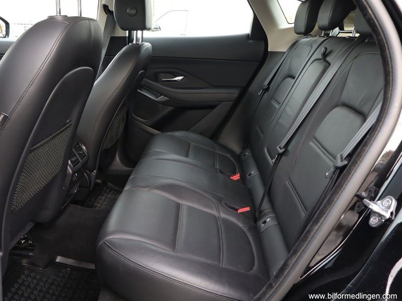Jaguar E-Pace bild 8