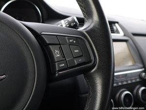 Jaguar E-Pace bild 10