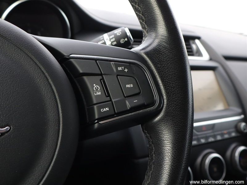 Jaguar E-Pace bild 10