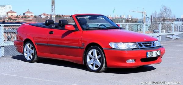 Saab 9-3 2.0T Cab 205hk Skinn - 2002