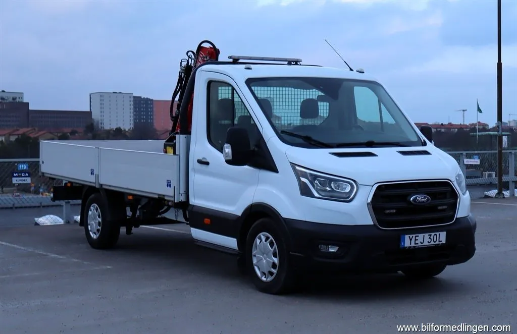 Vehicle image 18