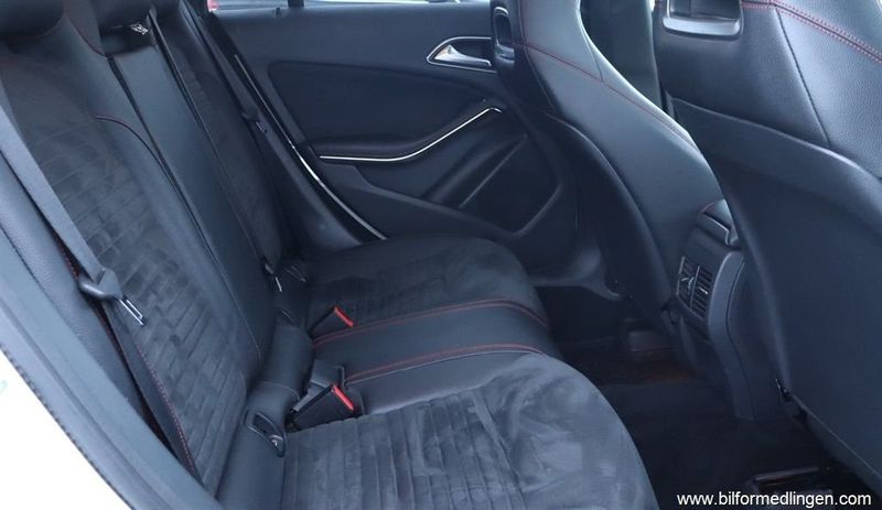 Mercedes CLA220 bild 9