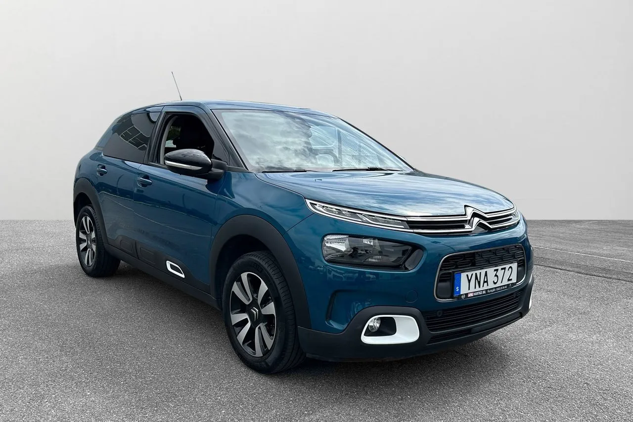 Vehicle image 7