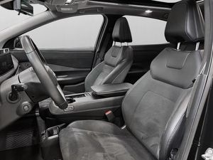 Nissan Ariya bild 8