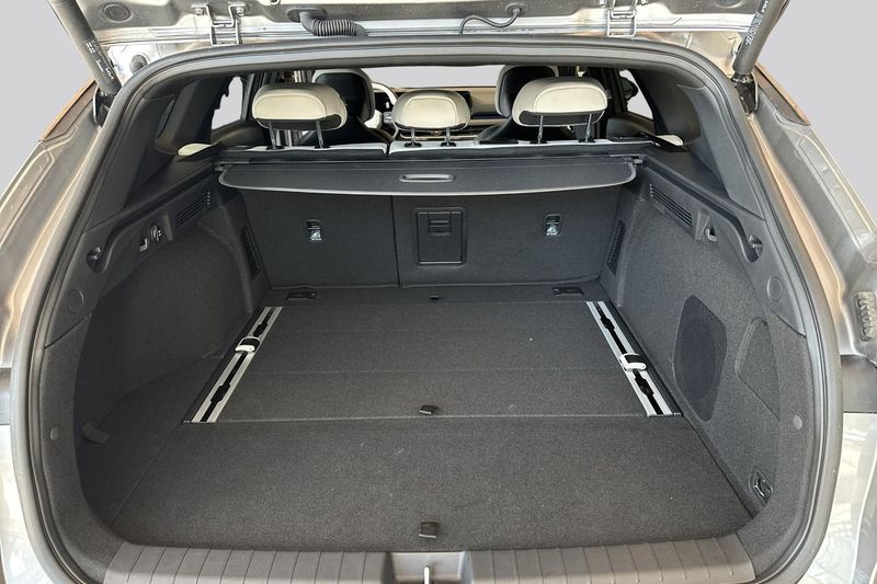Kia K4 bild 15