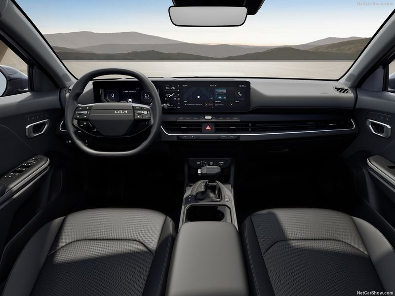 Kia K4 bild 4