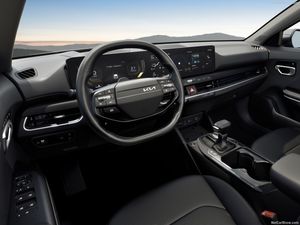 Kia K4 bild 5