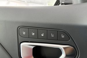 Kia K4 bild 19