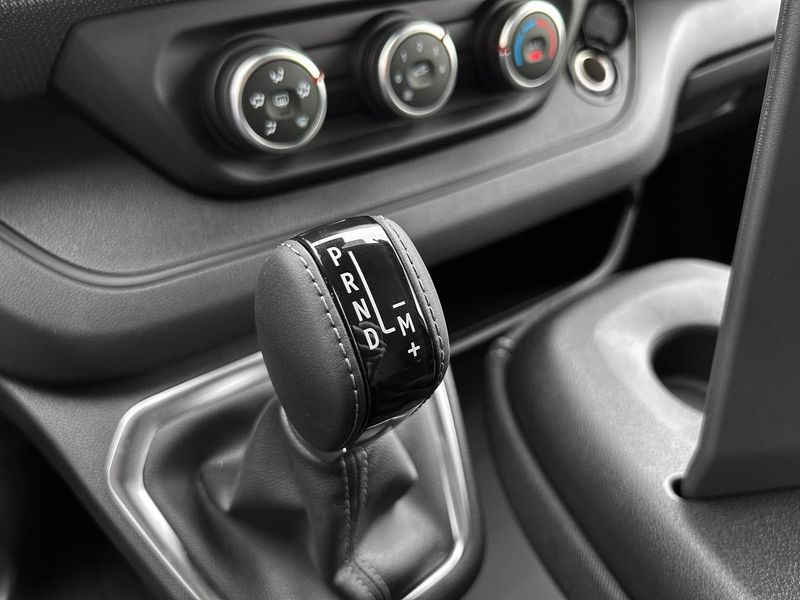Nissan Primastar bild 14