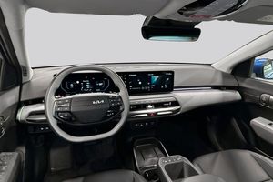 Kia EV4 bild 8