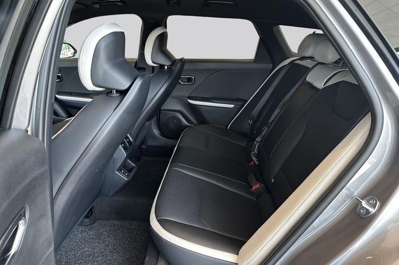 Kia K4 bild 9