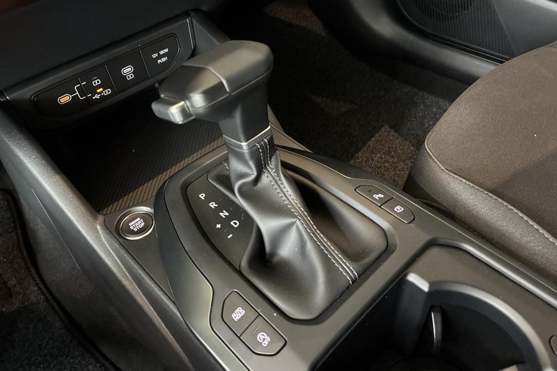 Kia K4 bild 13