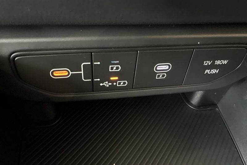 Kia K4 bild 22