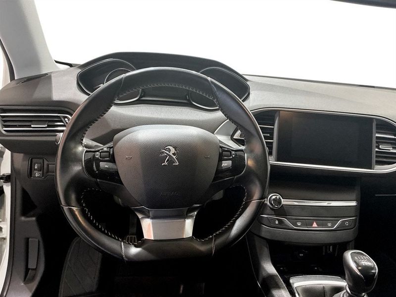 Peugeot 308 bild 7