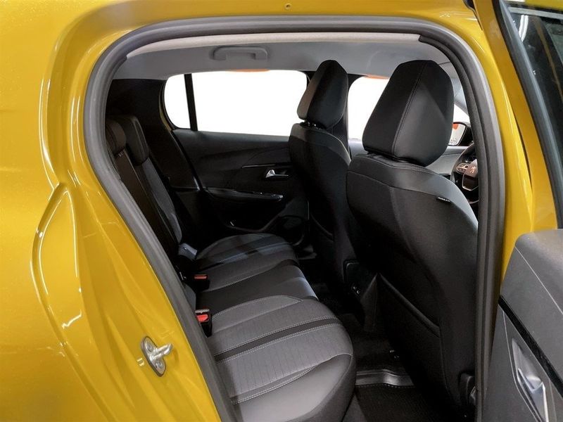 Peugeot 208 bild 12