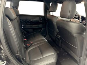 Mitsubishi Outlander bild 12