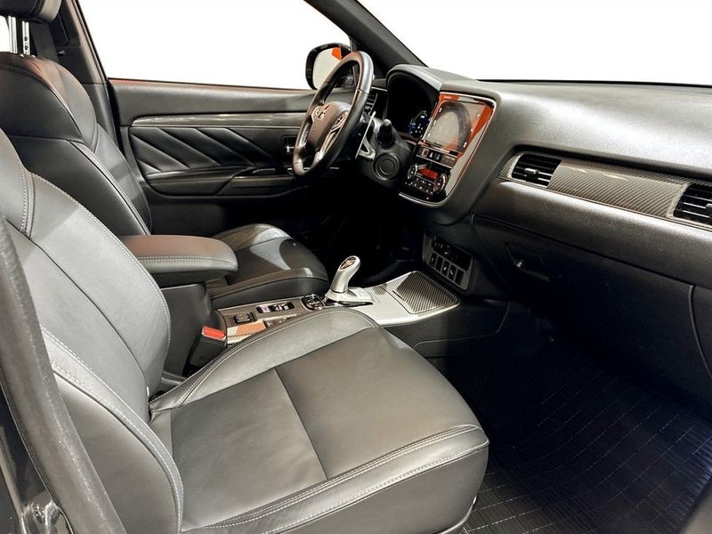 Mitsubishi Outlander bild 11