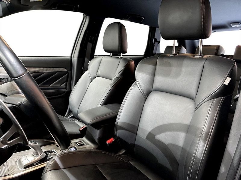 Mitsubishi Outlander bild 4