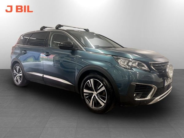 Peugeot 5008 Allure 1.6 BHDi 120hk Aut 7-SITS DRAG EN ÄGARE - 2017