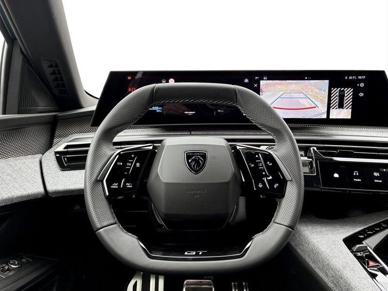 Peugeot e-3008 bild 12