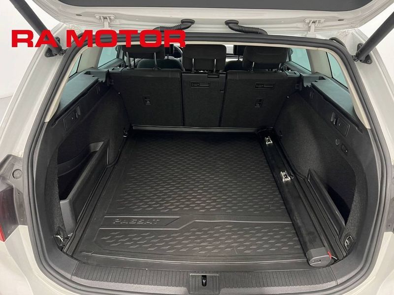 Volkswagen Passat bild 26