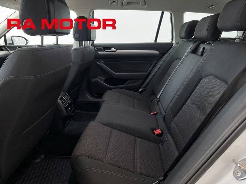 Volkswagen Passat bild 14