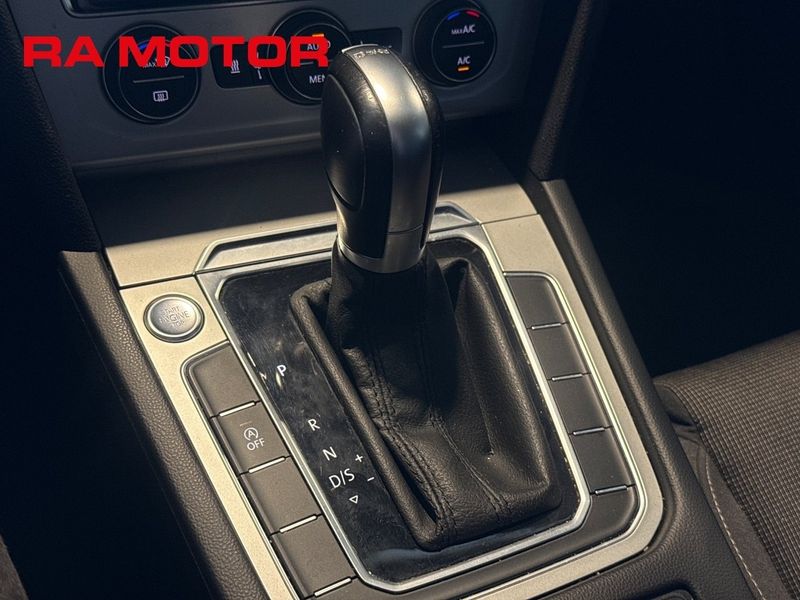 Volkswagen Passat bild 23