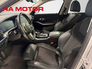 BMW 330 bild 9