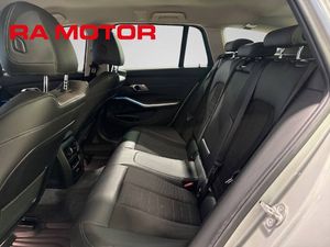 BMW 330 bild 15