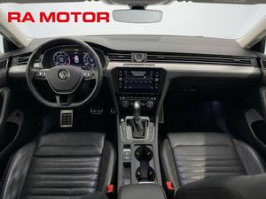 Volkswagen Passat bild 11