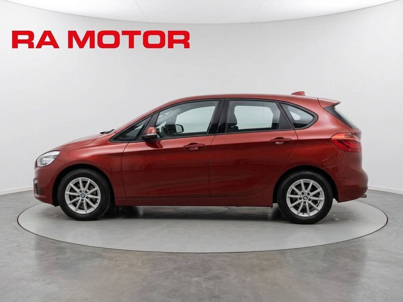 BMW 220 bild 4