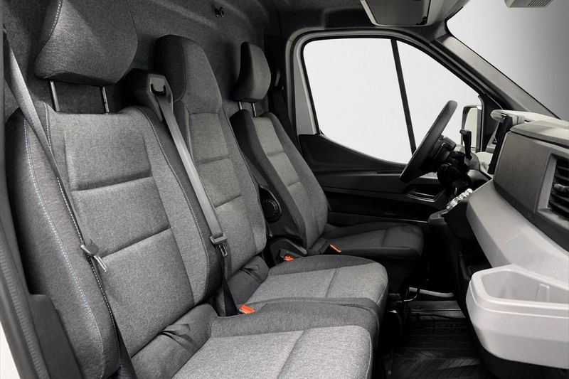 Nissan Interstar bild 7