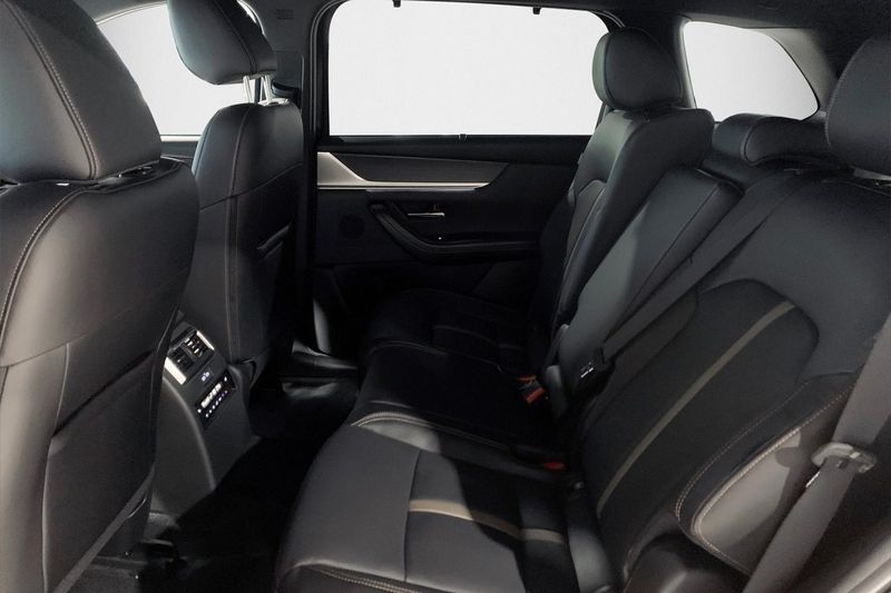 Mazda CX-80 bild 11