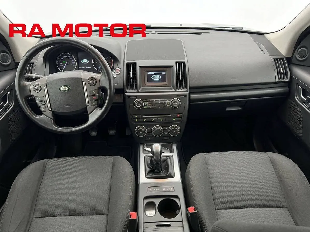 Vehicle image 9