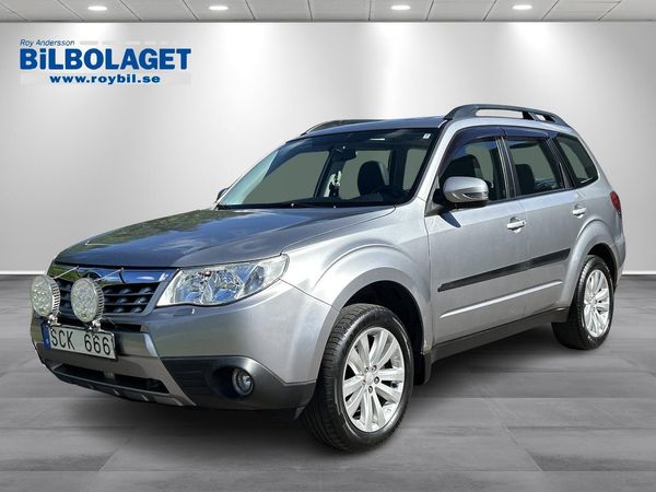 Subaru Forester 2.0 X Automat - 2011