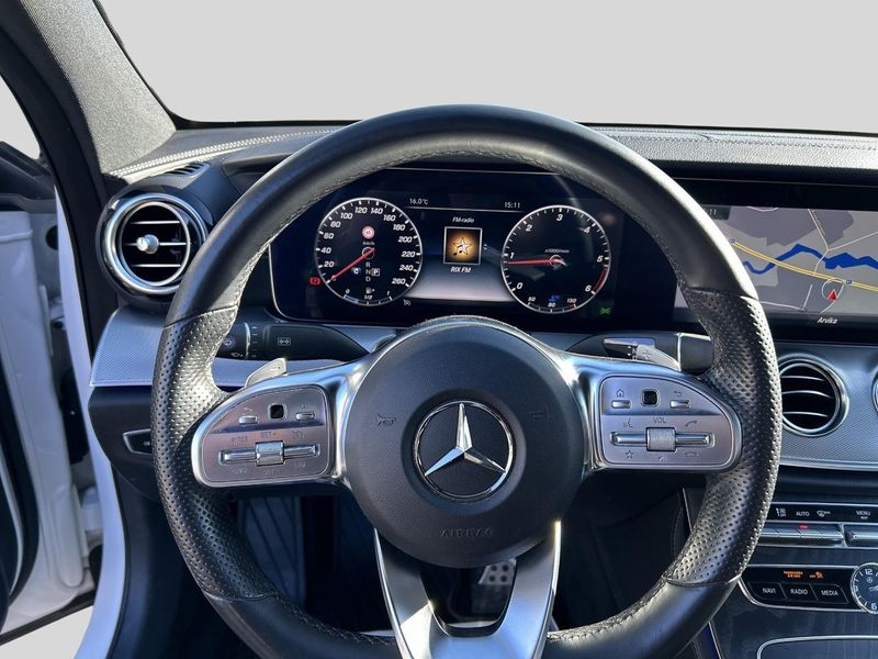 Mercedes E220 bild 5