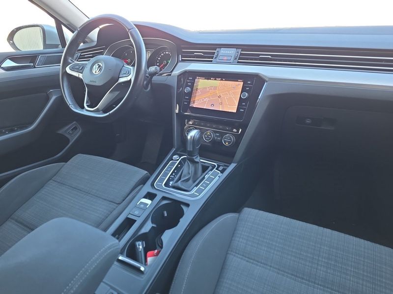 Volkswagen Passat bild 7