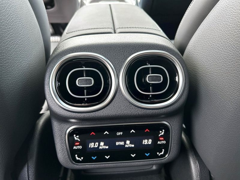 Mercedes GLC300 bild 12